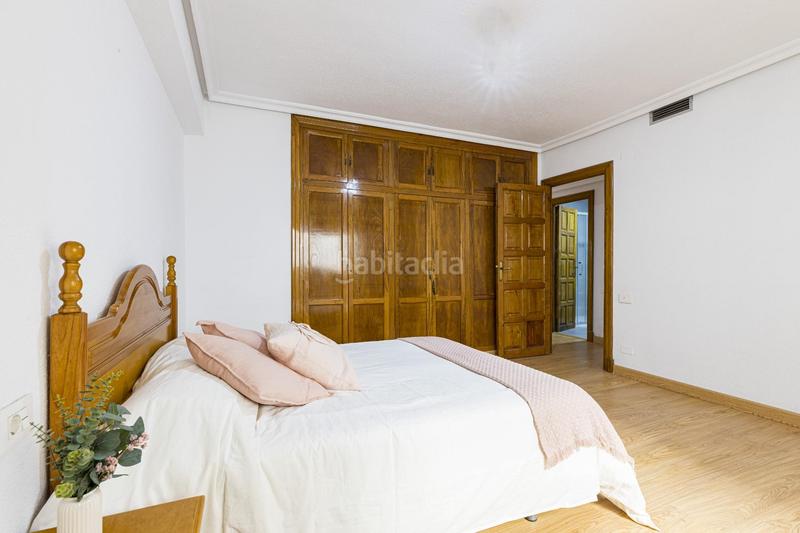 Foto b43537f2-3db7-456b-bb17-62d0cf5939df. Piso amplísima vivienda en pleno centro con garajes en Murcia