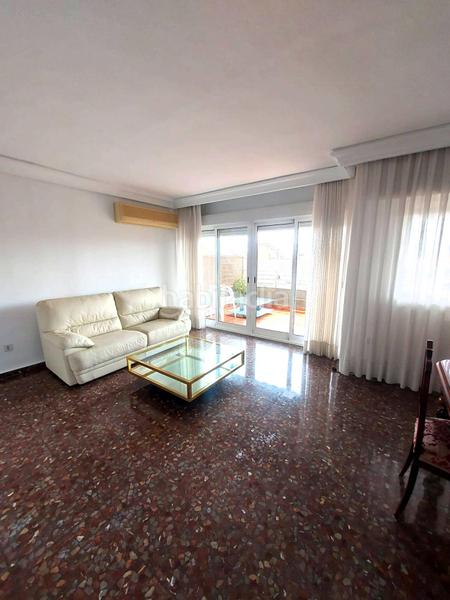 Foto ae0fc402-3ad9-49ad-ab63-b3337db636a8. Alquiler piso en calle puerta nueva 12 estupenda y amplia vivienda de cuatro dormitorios junto a la universidad alquiler ideal para estudiantes en puerta nueva! en Murcia