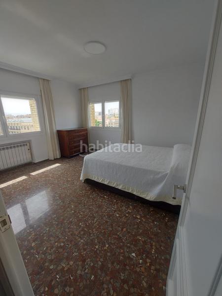 Foto ccdad912-9a2d-461b-ad39-f8cbdd4ce146. Alquiler piso en calle puerta nueva 12 estupenda y amplia vivienda de cuatro dormitorios junto a la universidad alquiler ideal para estudiantes en puerta nueva! en Murcia