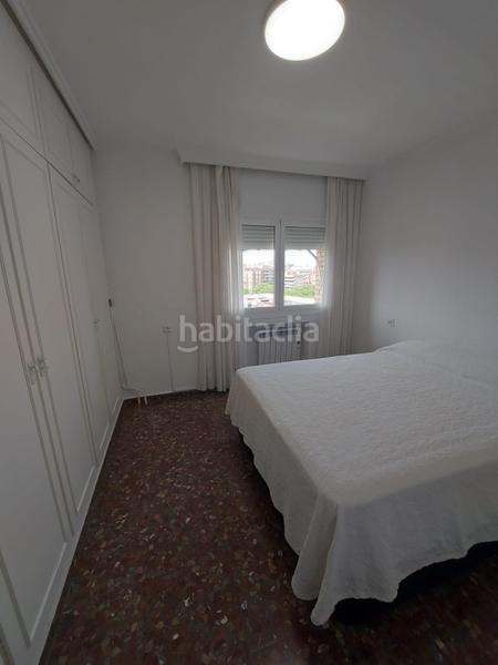 Foto ff19b4af-5739-4685-9714-43d4d2ea0609. Alquiler piso en calle puerta nueva 12 estupenda y amplia vivienda de cuatro dormitorios junto a la universidad alquiler ideal para estudiantes en puerta nueva! en Murcia