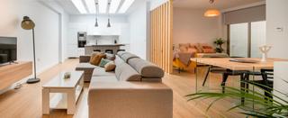 Pis a Santa Catalina - San Bartolomé. Apartamento junto a la plaza julián romea, murcia.
