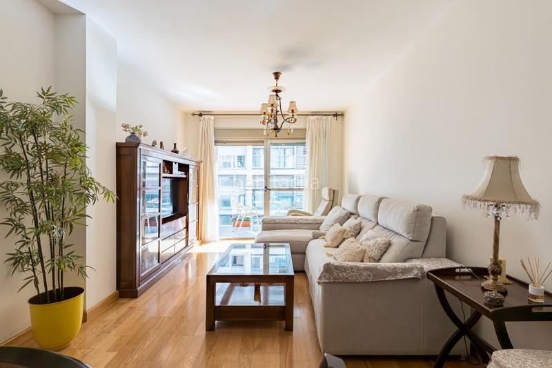 Foto 4706b552-bb26-4773-8912-0b08e0a17dee. Pis amb calefacció aparcament a Juan Carlos I Murcia