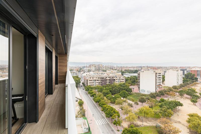 Foto b2d25f75-1fbd-4646-bba8-d2198e6e4ea5. Piso espectacular vivienda en el residencial entrejardines, . en Murcia