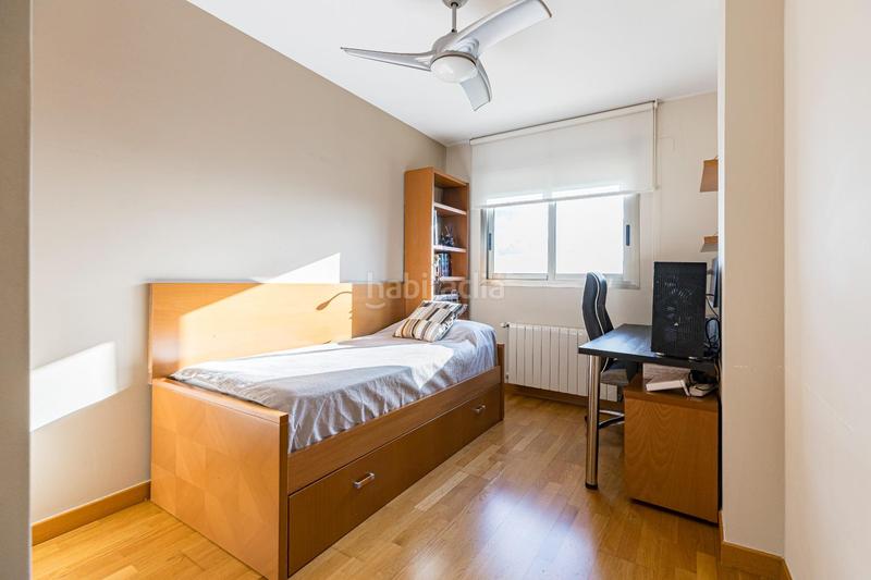 Foto 550ddcc9-4618-4dc8-8dc3-9ce66b9e3cd4. Pis amb aparcament a Juan de Borbón Murcia