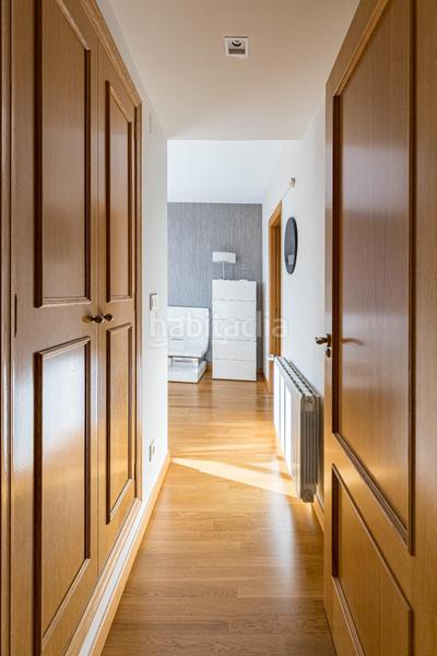 Foto 663138ae-688d-4d15-b4c9-9a15b1b54a6e. Pis amb aparcament a Juan de Borbón Murcia