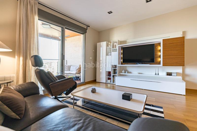 Foto f16acd06-55b0-4e96-b6f2-6874956a42c8. Pis amb aparcament a Juan de Borbón Murcia