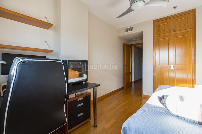 Foto fe18bea5-c41c-41b6-a164-49b6d8eaea0a. Pis amb aparcament a Juan de Borbón Murcia