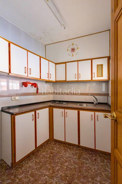 Foto f0cd1585-d822-4e36-b0cf-c30a67b31833. Casa amb aparcament a Fortuna