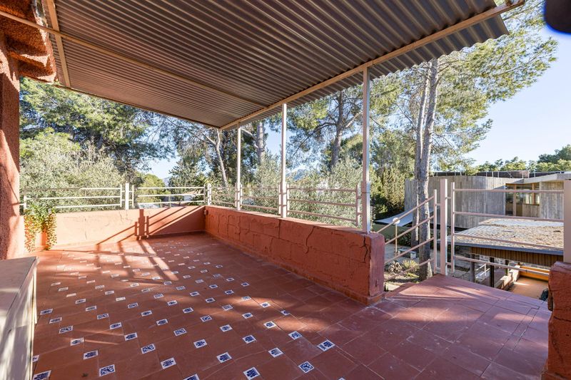 Foto f70f7662-9edf-48b0-80e8-d1ba0998d016. Casa amb aparcament a Fortuna