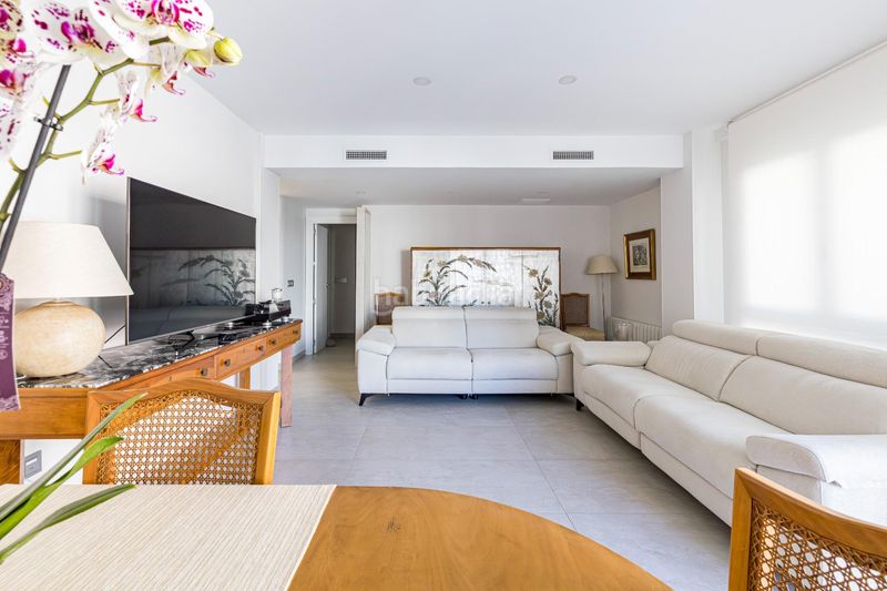 Foto 9f044514-aef7-4a99-b838-f1e25a5e01e2. Piso amplitud, luz y terraza privada el privilegio de vivir en una vivienda totalmente reformada en el centro en Murcia