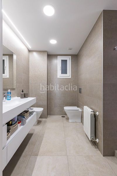Foto a964ea3e-34df-4593-8fbf-3f8b012fb36a. Piso amplitud, luz y terraza privada el privilegio de vivir en una vivienda totalmente reformada en el centro en Murcia