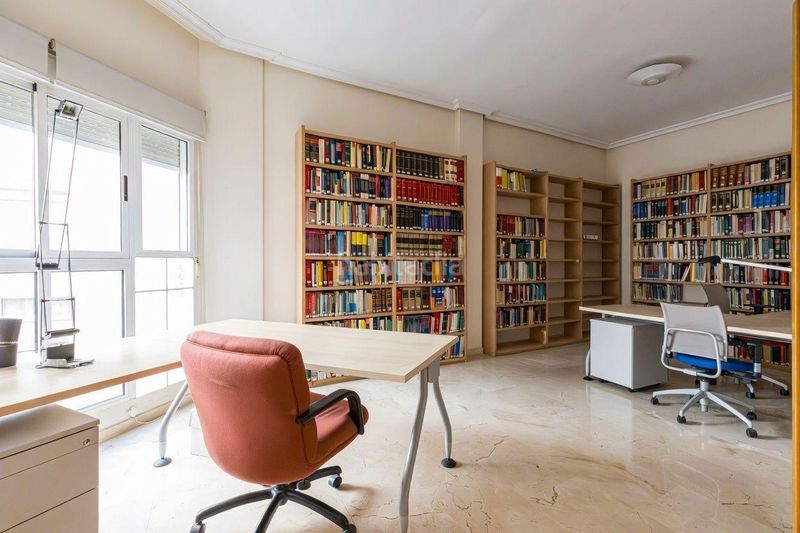 Foto d44e6f69-da5a-42f0-a7b9-f9fdef94a5c2. Pis a La Catedral Murcia