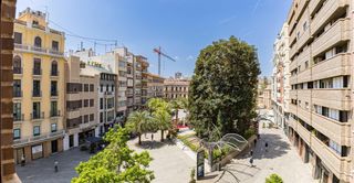 Flat in San Lorenzo. Vivienda en venta en plaza santo domingo. murcia centro.