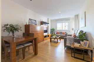 Flat in Espinardo. Fantástico piso reformado junto a juan carlos i, murcia.