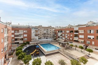 Àtic a El Carmen. Ático en murcia con piscina, garaje y trastero