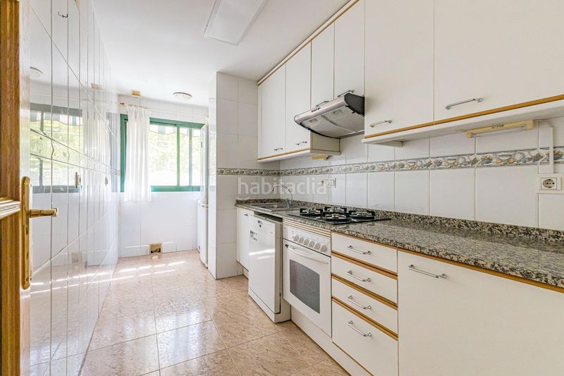 Foto f749a221-b491-42bd-a0b8-8d011f711bd2. Pis amb aparcament a Vistalegre Murcia