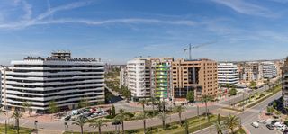 Flat  Plaza bandera p.ortiz de zarate. Espectacular vivienda en avenida juan de borbón