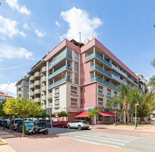 Foto bed5f094-1821-4b39-9011-be18e240d909. Etagenwohnung mit parking in Juan Carlos I Murcia