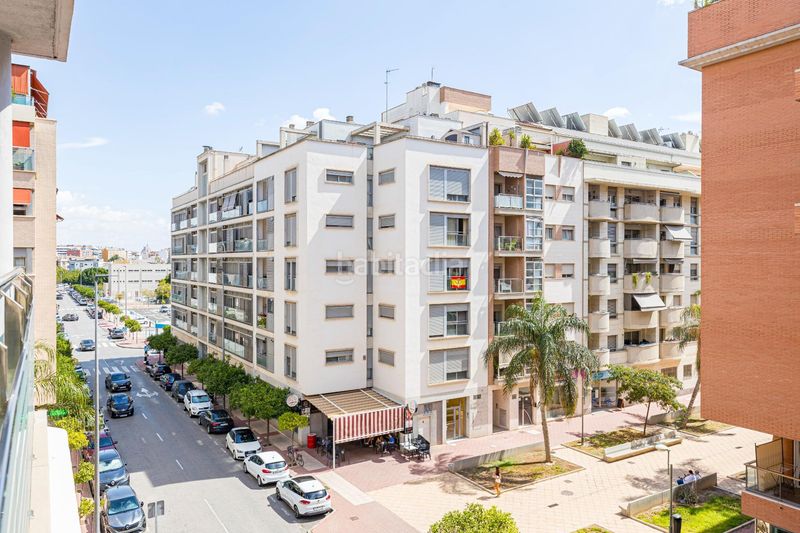 Foto fbbf4b2a-130f-4701-9dd1-ef7851a8b134. Etagenwohnung mit parking in Juan Carlos I Murcia