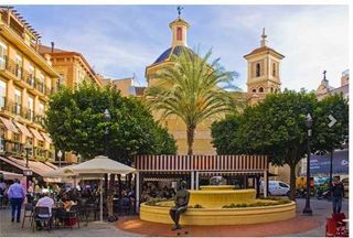 Miete Etagenwohnung  Calle jimenez baeza. Apartamento en plaza de las flores