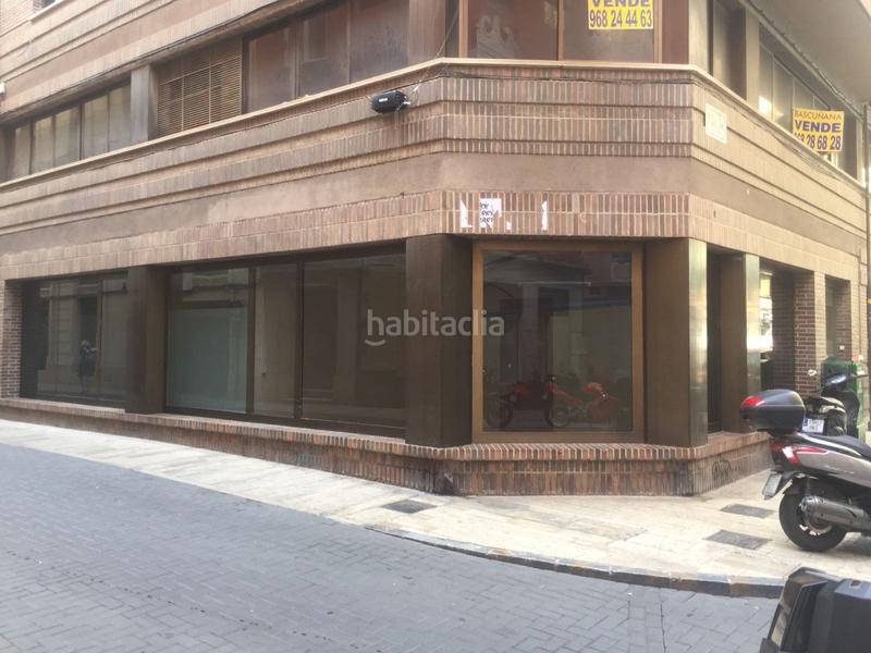 Foto 78e49b62-79c8-4718-8d1b-9666aa7f368d. Alquiler local comercial gran local comercial de unos 260 m2, junto a traperia, en la calle villaleal. en Murcia