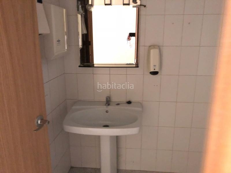 Foto a673d872-42d2-40ef-aded-c51949b7c6c9. Alquiler local comercial gran local comercial de unos 260 m2, junto a traperia, en la calle villaleal. en Murcia