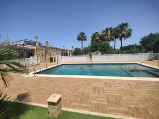 Lloguer Xalet a Consell. Chalet unifamiliar rustico en consell en alquiler de larga estan