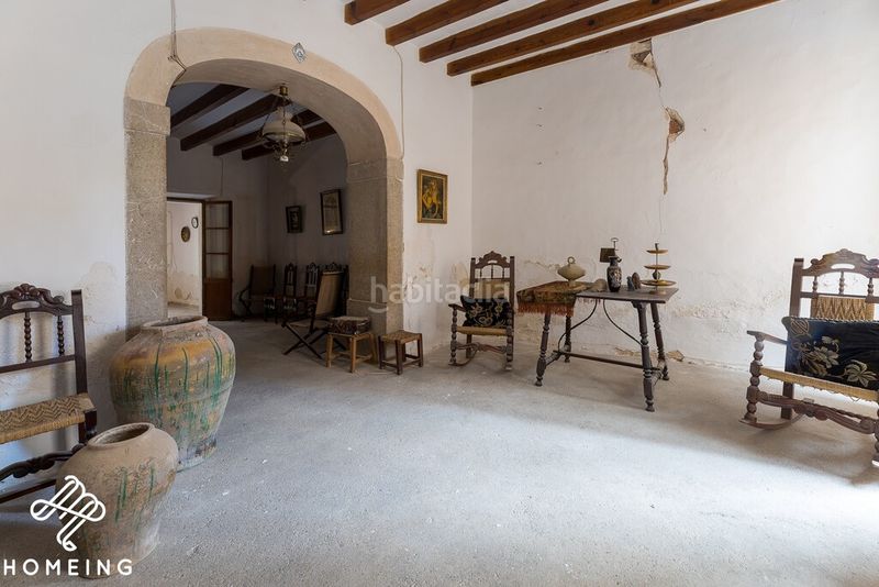 Foto b76af719-380f-472b-a3c3-17de3bd3bb10. Masia a Costitx