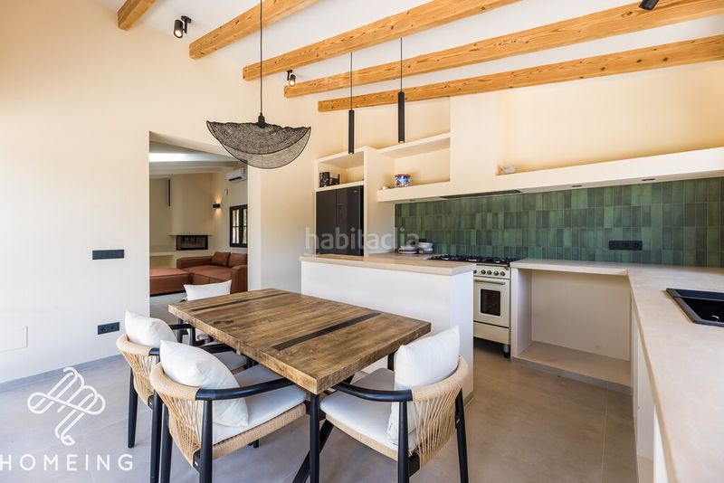 Foto 4dd538e3-172b-4760-97e0-150c01f85b2c. Alquiler masía finca rustica con casa recién reformada con estilo moderno y con piscina en Llucmajor