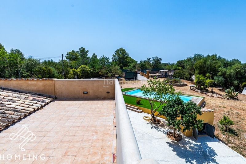 Foto 6ec896a8-235e-4abe-b859-a493aa99aefb. Alquiler masía finca rustica con casa recién reformada con estilo moderno y con piscina en Llucmajor