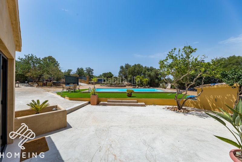 Foto 8b92bcc2-836f-45b2-8e79-ff61b9f8f83d. Alquiler masía finca rustica con casa recién reformada con estilo moderno y con piscina en Llucmajor