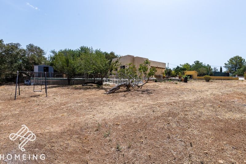 Foto c98e8544-d517-468f-9af8-bf6a2e1c998a. Alquiler masía finca rustica con casa recién reformada con estilo moderno y con piscina en Llucmajor