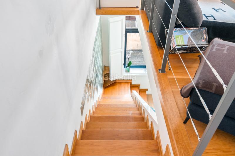 Foto 05bd78c5-37c7-4caf-8c46-4127c43fbd82. Ático precioso ático reformado con 50m2 de terraza privada en Barcelona