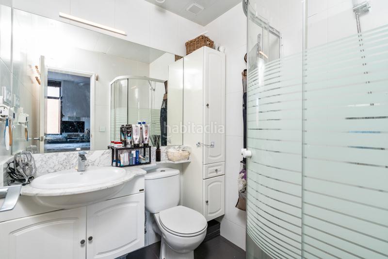 Foto 3a9a2473-49c4-48d5-b3a9-393122628b0a. Ático precioso ático reformado con 50m2 de terraza privada en Barcelona