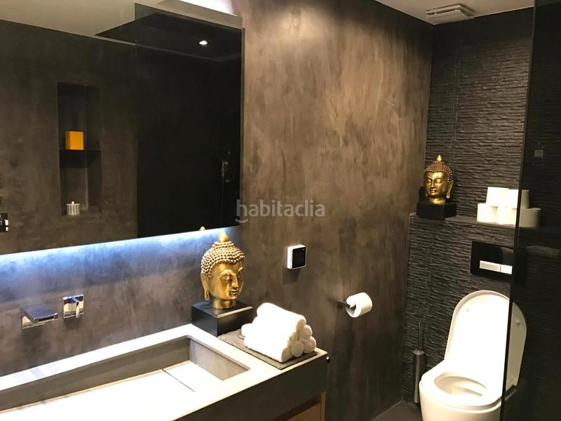Foto 90a63bce-84f1-4ae6-a351-df94982d11de. Ático precioso ático reformado con 50m2 de terraza privada en Barcelona