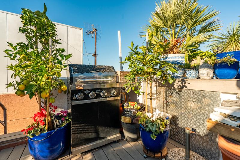 Foto 9e50f678-b67c-475a-ba87-8f45c1a146ac. Ático precioso ático reformado con 50m2 de terraza privada en Barcelona