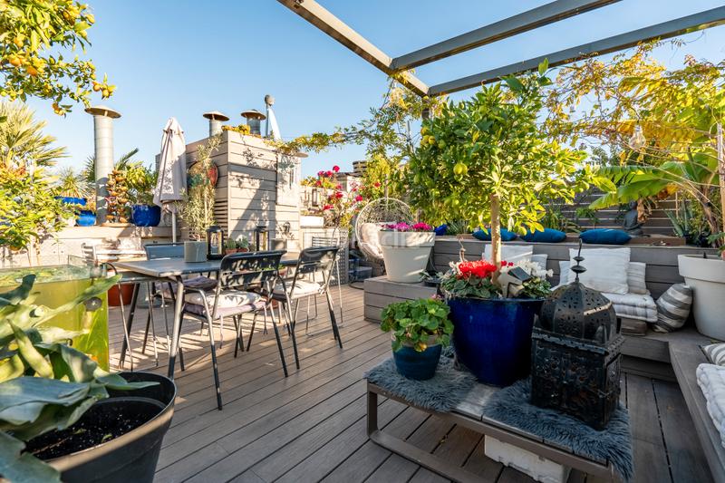 Foto adb6a4b0-8324-4a7d-b927-6b0222e3b76c. Ático precioso ático reformado con 50m2 de terraza privada en Barcelona