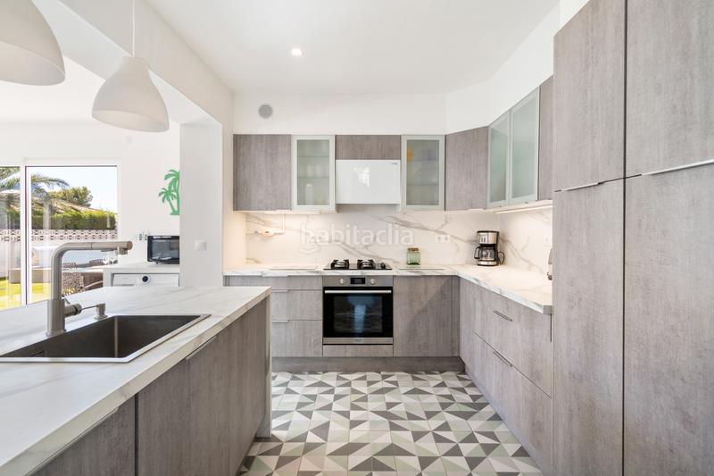 Foto 7f60f707-b7d4-4446-99d5-076248b44710. House in carrer fonoll 10 in Platja de Mont-roig Mont-roig del Camp