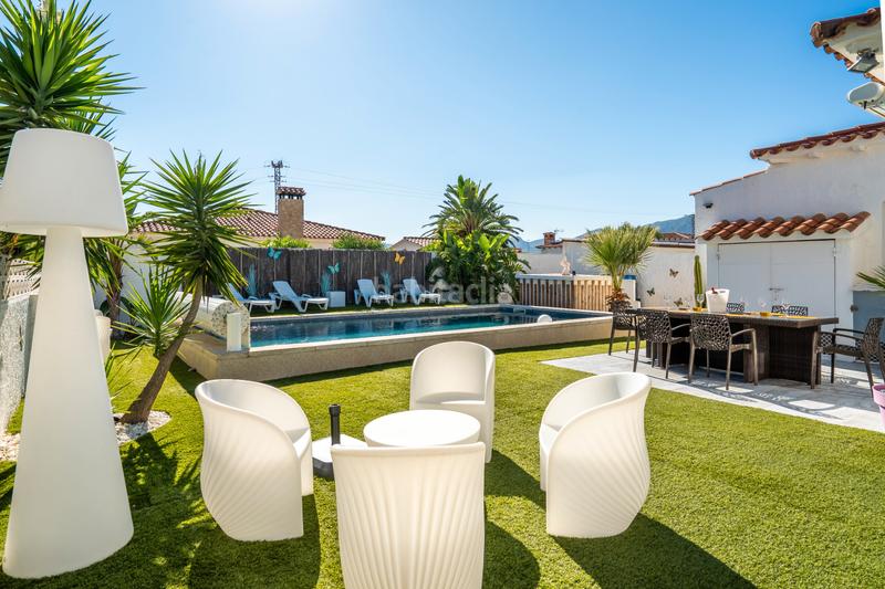 Foto a3eb186b-ebb0-424a-a906-1b64bd37bdcb. House in carrer fonoll 10 in Platja de Mont-roig Mont-roig del Camp