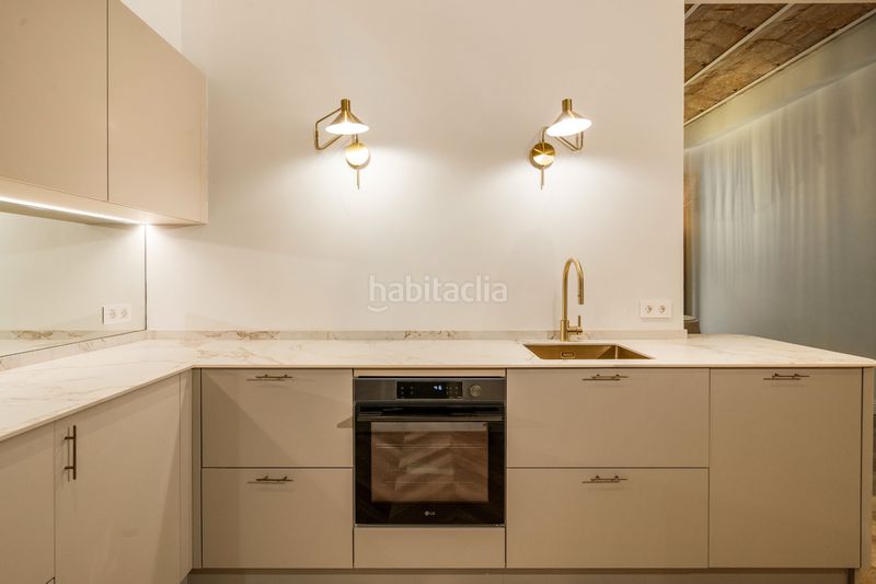 Foto 4e3b83bf-0b79-4990-a50b-3e706e5bd0a8. Pis amb calefacció a L´Antiga Esquerra de l´Eixample Barcelona