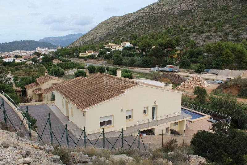 Foto f9a9a608-379f-4e91-b518-ab5e79502246. Chalet in carrer riu girona 46 in Pedreguer