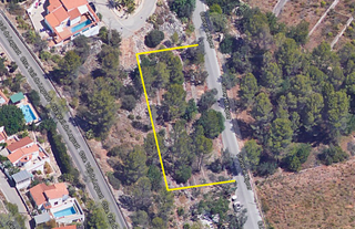 Terreny residencial  Carrer el xiprer. Parcela en urbanización para construir con vistas