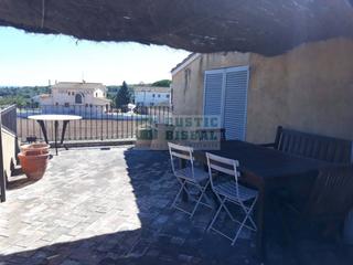 Masia a Ventalló. Casa rústica con gran terraza en venta en ventalló