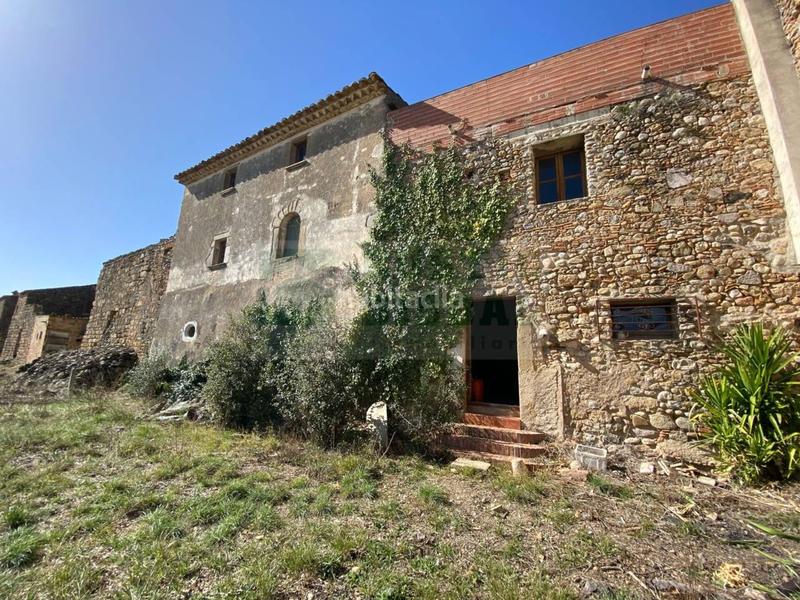 Foto a9f23139-f5aa-4ba4-9abf-790344970afb. Bauernhof in Pontós