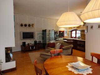 Masia a Castelló d´Empúries. Casa rústica reformada con bonito patio en venta en castelló dem