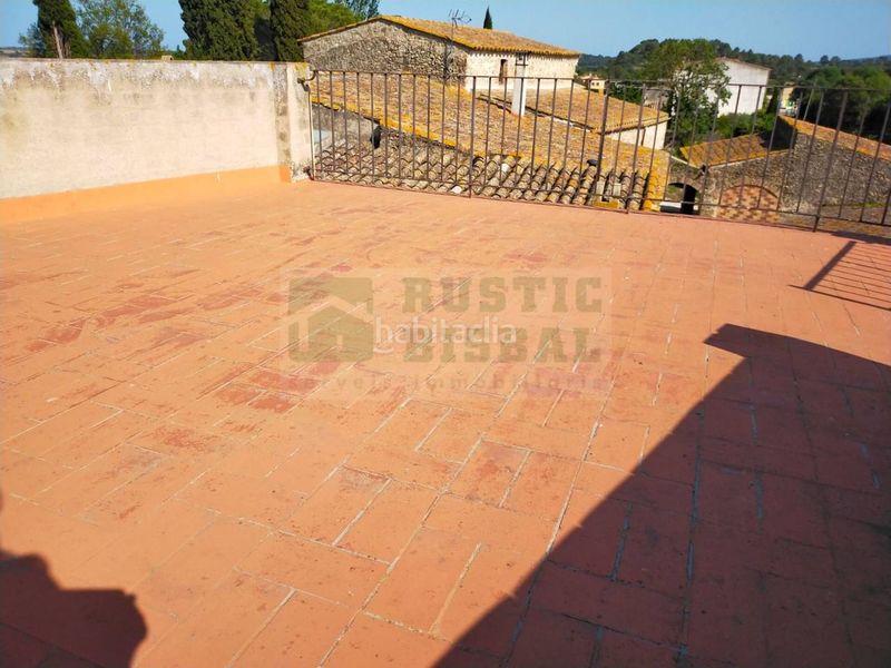 Foto 63ceb381-9483-4bd1-ba38-949b4cb2264c. Masia amb calefacció a Ullastret