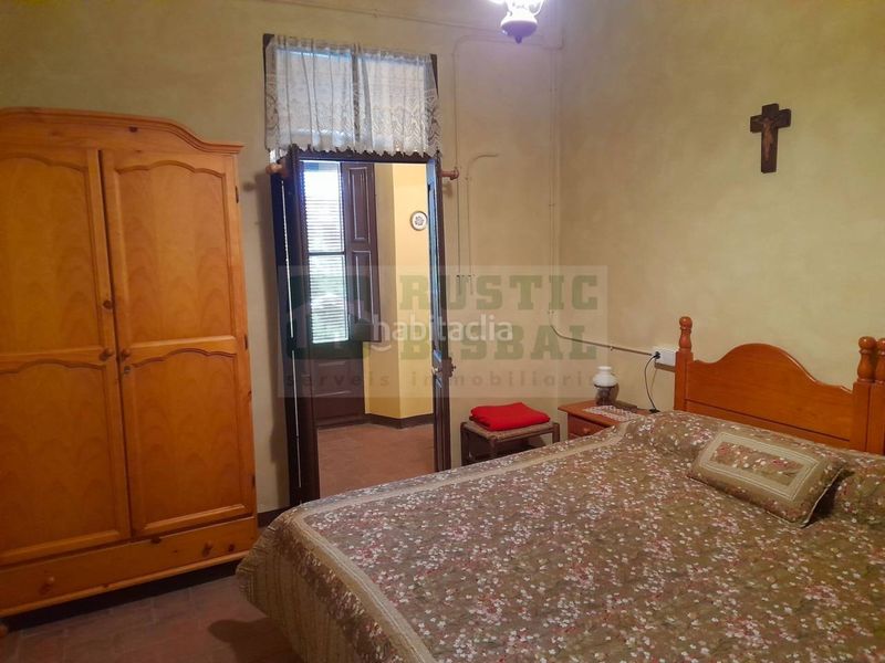 Foto e3f8d135-e83a-48d1-8a2b-04969c4f8207. Masia amb calefacció a Ullastret