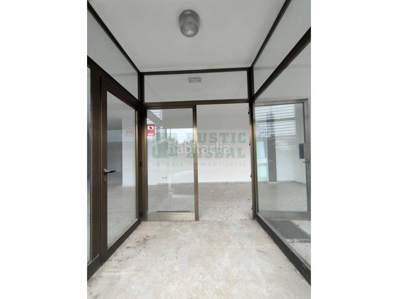 Foto 6902b5bb-f8c8-4b17-a0a4-d76939563889. Location local commercial dans Bisbal d´Empordà (La)