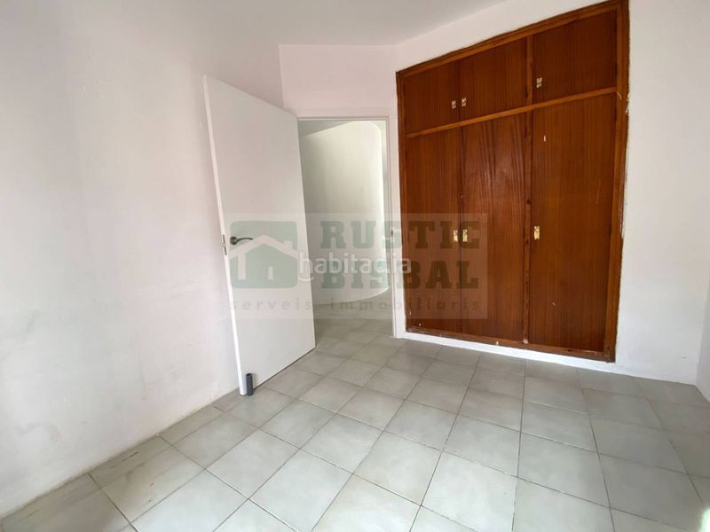 Foto 1b39d356-7a79-4034-8aea-01353528af64. Local comercial  con vivienda situado en l en venta o alquiler una oportunidad de inversión en Estartit