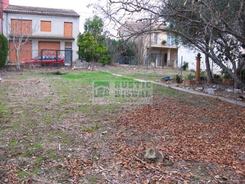 Foto b021d36e-4db7-4523-8c0f-d14d046d083b. Terreno residencial inversión inmobiliaria en la bisbal dempordà parcela con potencial para seis viviendas en Bisbal d´Empordà (La)